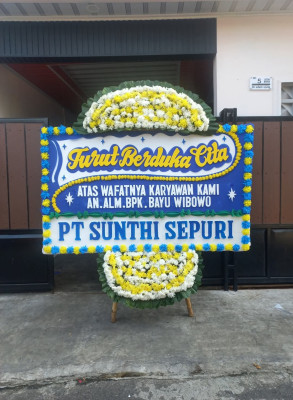 Papan Bunga Duka di Selabatu